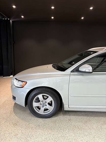 Volvo V50 6 of 14