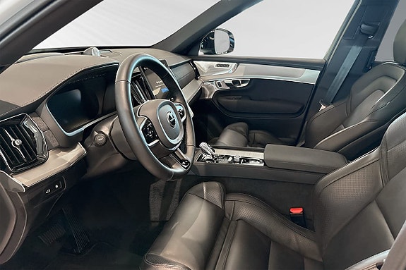Volvo XC90 7 of 30