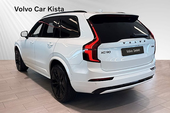 Volvo XC90 4 of 30