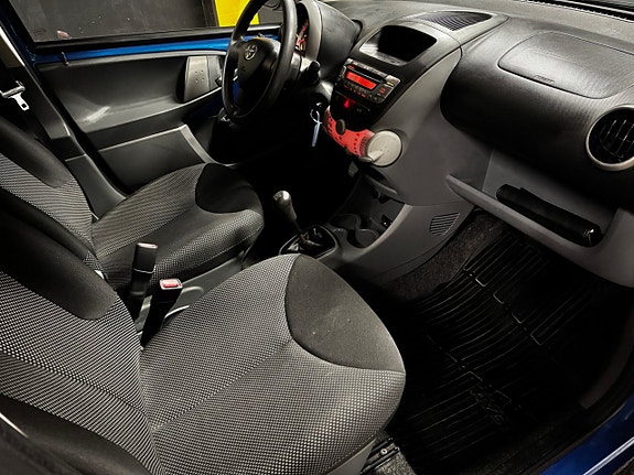 Toyota Aygo 9 of 15