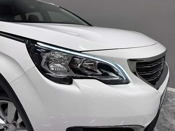 Peugeot 5008 10 of 25