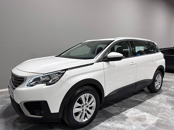 Peugeot 5008 3 of 5