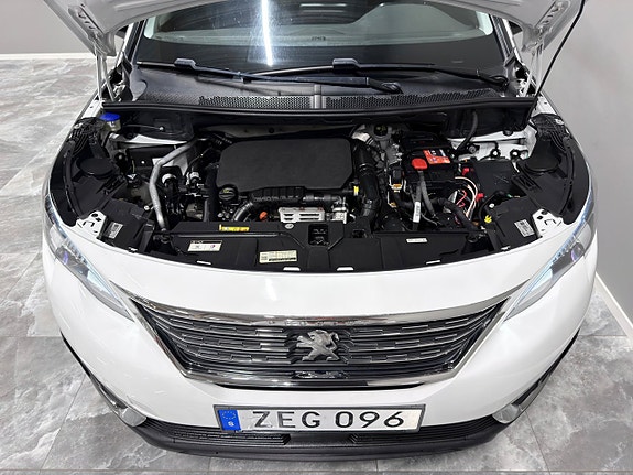 Peugeot 5008 12 of 25