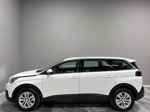 Peugeot 5008 4 of 5