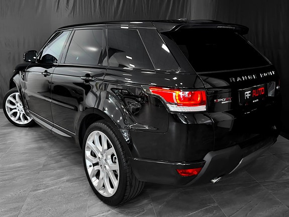 Land Rover Range Rover Sport 12 of 30