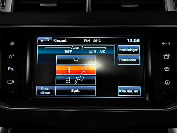 Land Rover Range Rover Sport 27 of 30