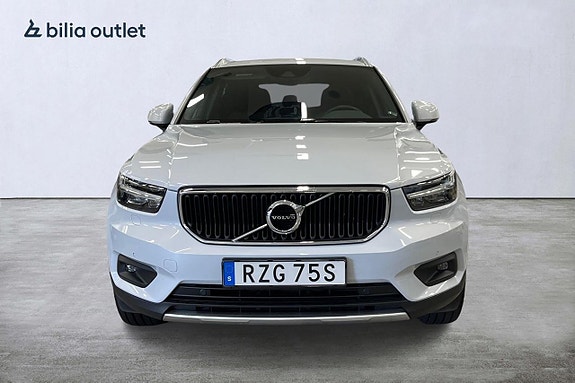 Volvo XC40 11 of 27