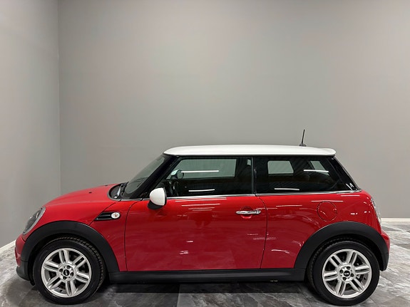 MINI Cooper 5 of 5