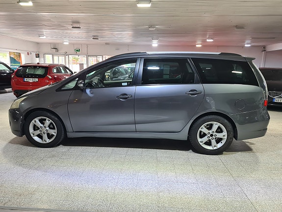 Mitsubishi Grandis 3 of 5