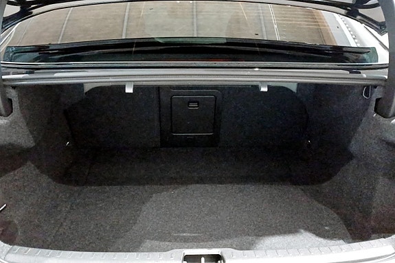 Volvo S60 9 of 13