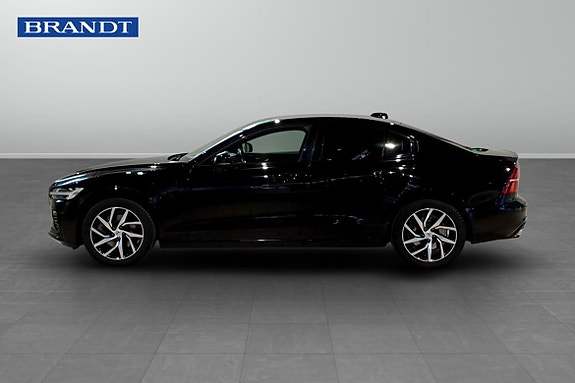 Volvo S60 3 of 5