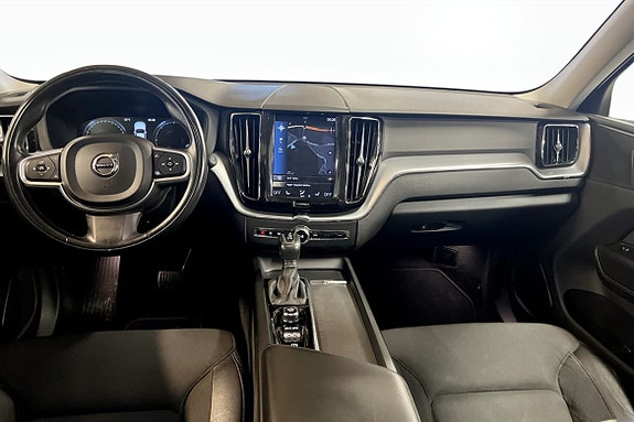 Volvo XC60 4 of 9