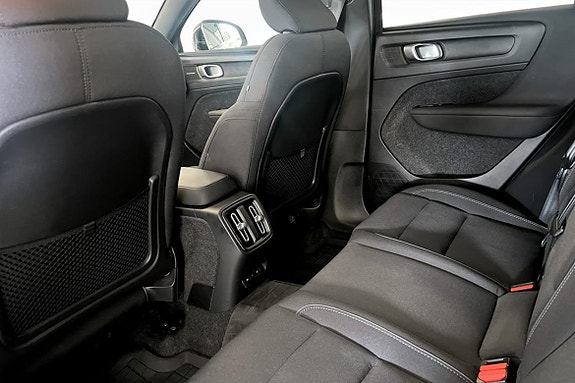 Volvo C40 16 of 17