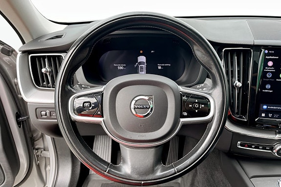 Volvo XC60 7 of 9