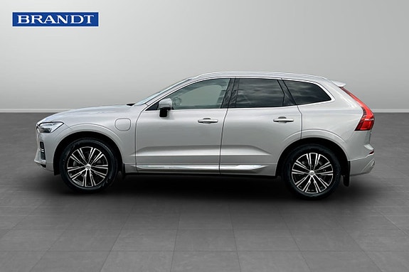 Volvo XC60 3 of 5