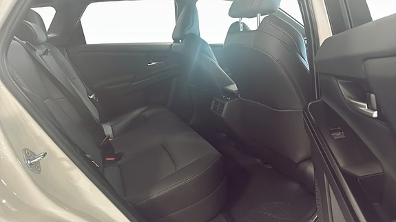 Subaru E-Outback 5 of 5