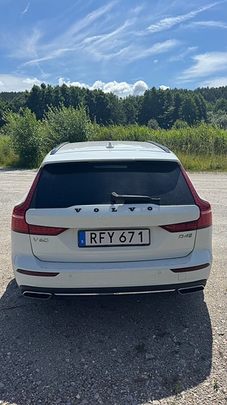 Volvo V60 4 of 21