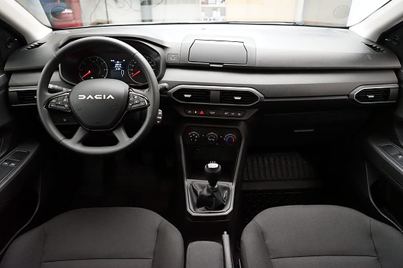 Dacia Sandero 5 of 12
