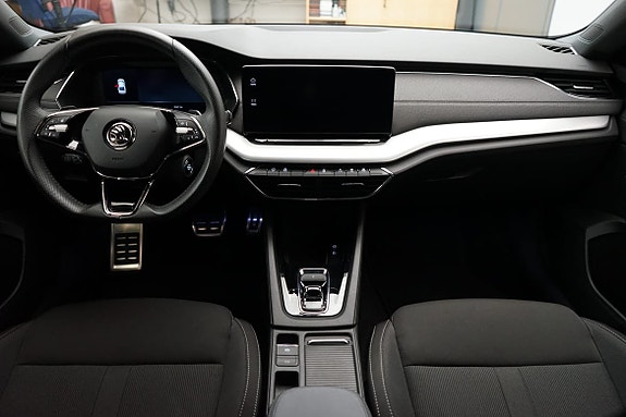 Skoda Octavia 5 of 13