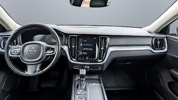 Volvo V60 10 of 15
