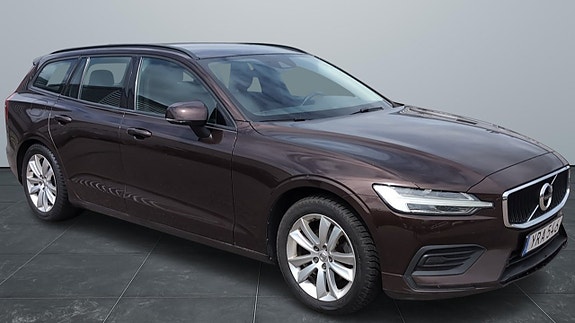 Volvo V60 7 of 15