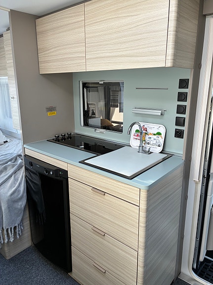Adria Altea 492 LU inkl standbytält ISABELLA 12 of 14