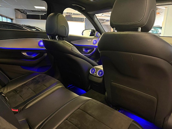 Mercedes-Benz E220 d 24 of 24