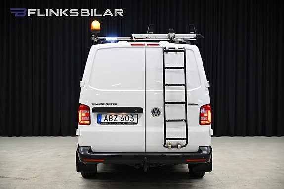 Volkswagen Transporter 12 of 30