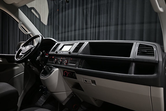 Volkswagen Transporter 30 of 30