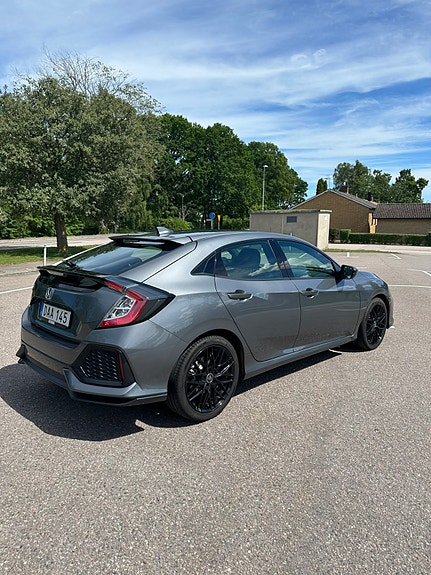 Honda Civic 2 of 5