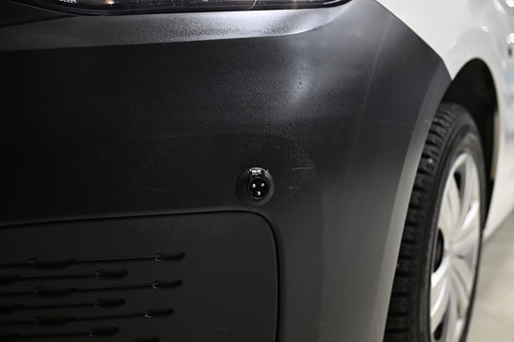 Volkswagen Caddy Maxi 27 of 28
