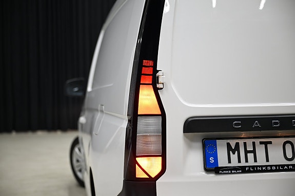 Volkswagen Caddy Maxi 13 of 28
