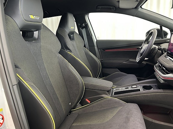 Skoda Enyaq RS 8 of 9