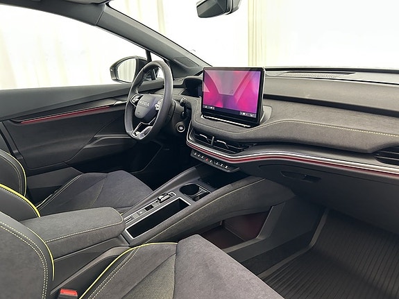 Skoda Enyaq RS 9 of 9
