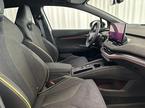 Skoda Enyaq RS 7 of 9