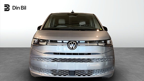 Volkswagen Multivan 4 of 5