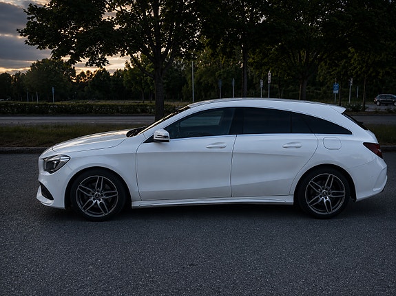 Mercedes-Benz CLA200 5 of 5