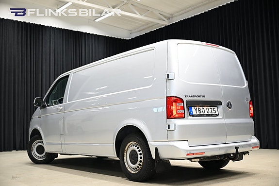 Volkswagen Transporter 4 of 30