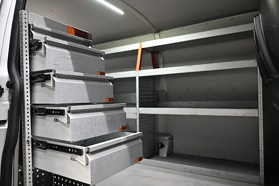 Volkswagen Transporter 14 of 30