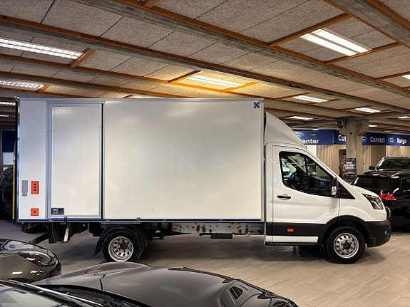 Ford Transit 2 of 5