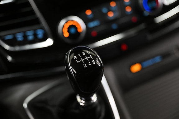 Ford Custom Tourneo 22 of 28
