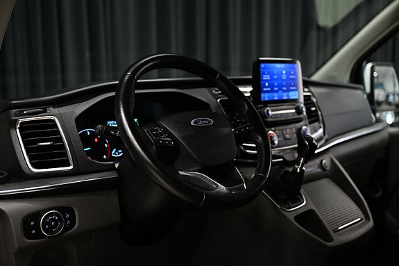 Ford Custom Tourneo 13 of 28