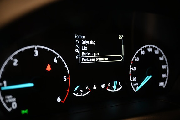 Ford Custom Tourneo 15 of 28