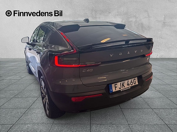 Volvo C40 3 of 5