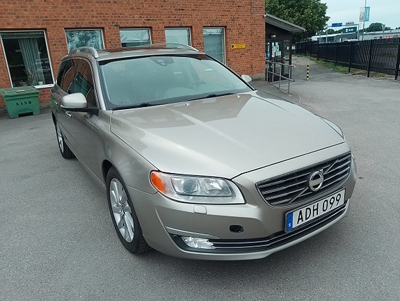 Volvo V70 5 of 5