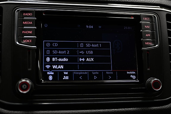 Volkswagen Amarok 20 of 30