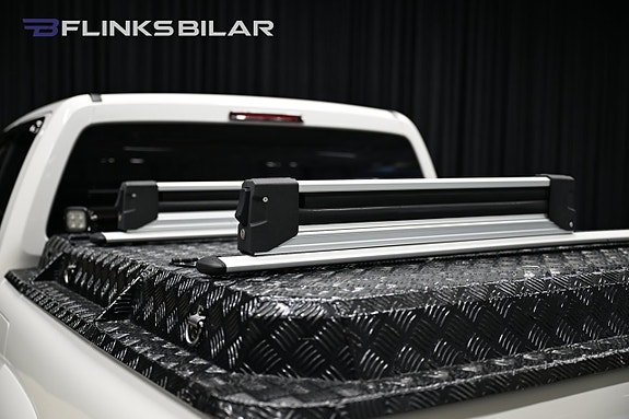 Volkswagen Amarok 6 of 30