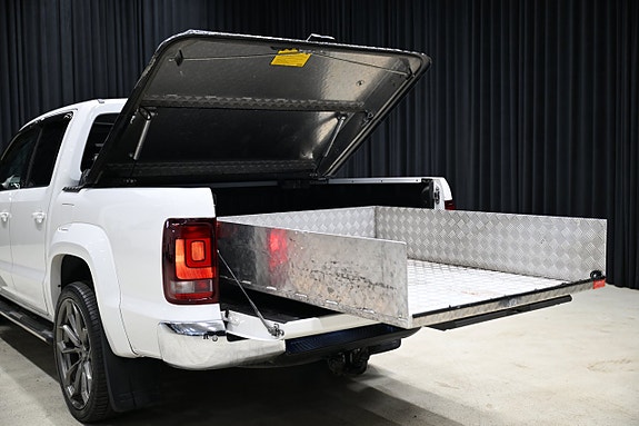 Volkswagen Amarok 9 of 30