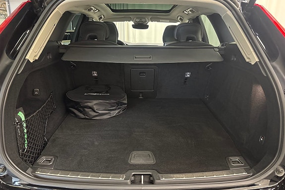 Volvo XC60 13 of 23