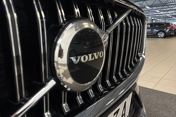 Volvo XC60 20 of 23